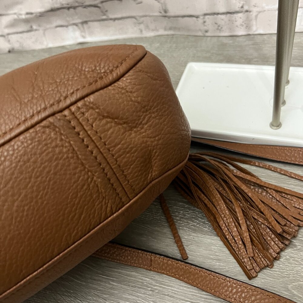 Michael Kors Bedford Convertible Tasseled Soft Leather Shoulder Bag Medium Brown - Picture 3 of 8